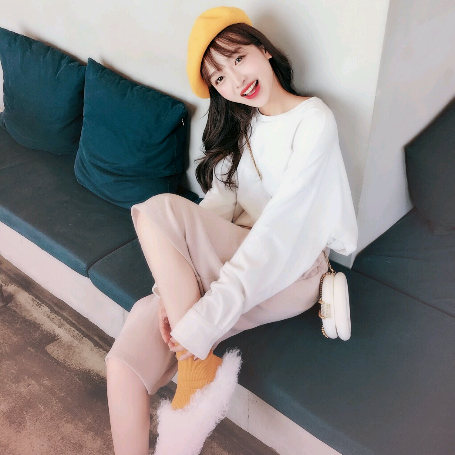 微信清新简洁阳光女头