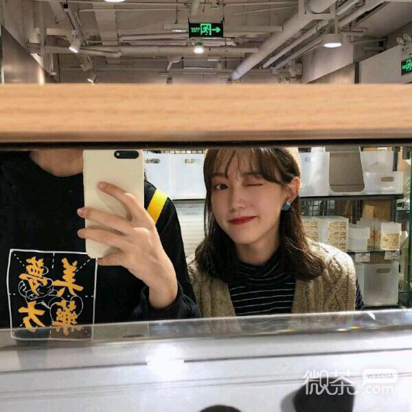 清新简洁阳光微信女头