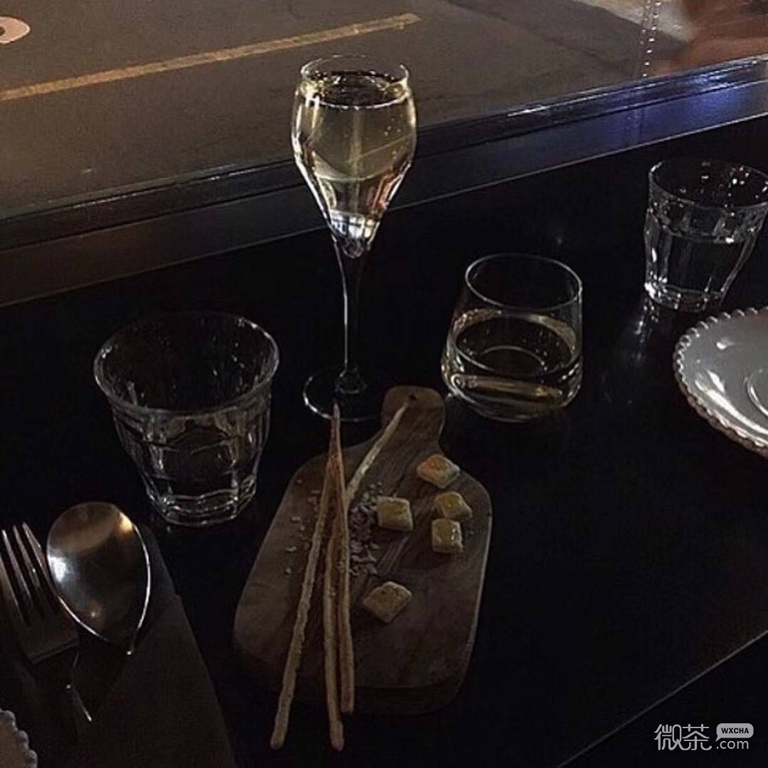 意境伤感朋友圈配图