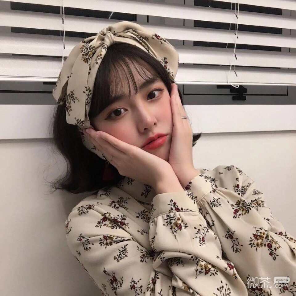 微信阳光简洁气质女头