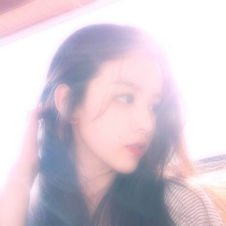 微信清新阳光高颜值时尚女头