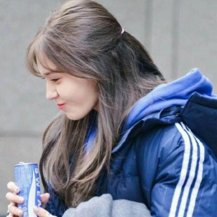 微信清新阳光高颜值时尚女头