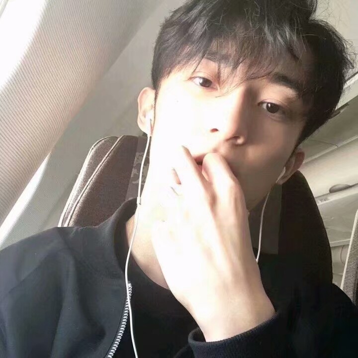 微信阳光佛系时尚男头