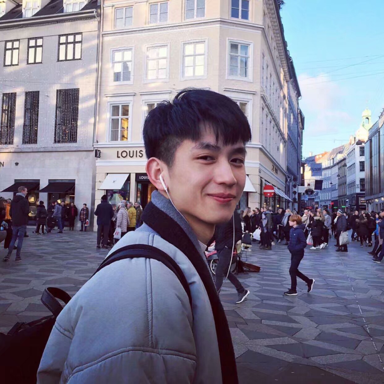 微信阳光佛系时尚男头