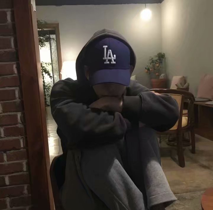 微信阳光佛系时尚男头