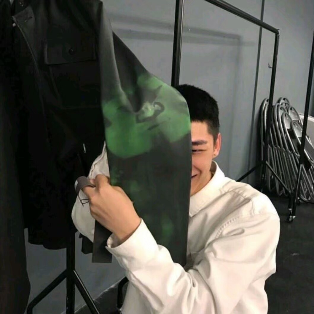 微信阳光佛系时尚男头