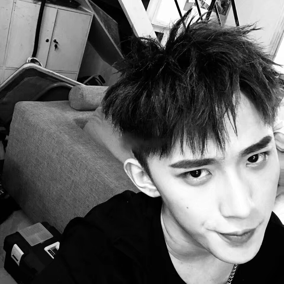 微信阳光佛系时尚男头