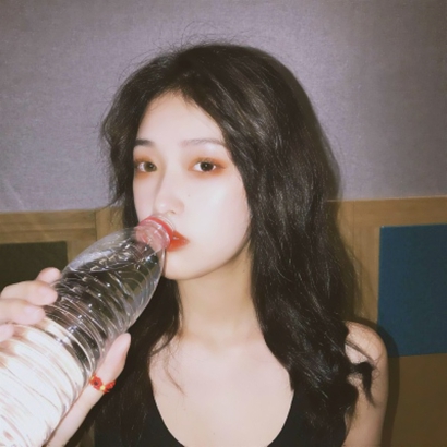 时尚潮流范的微信帅气女生头像合集下载