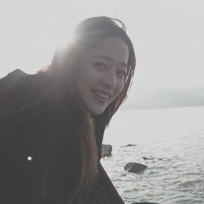 2019微信最新最潮的时尚紫色系女生头像合集下载