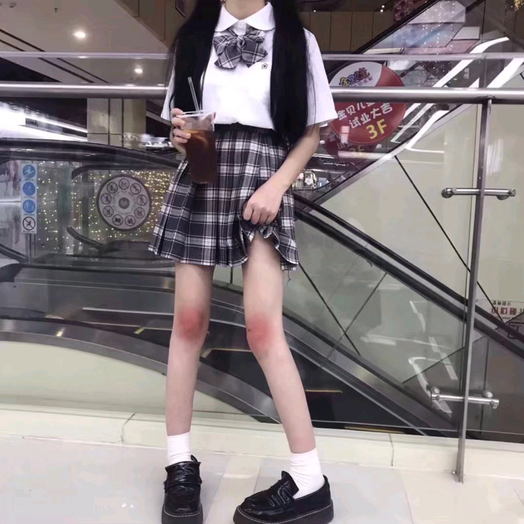 2019微信最新最潮的时尚紫色系女生头像合集下载