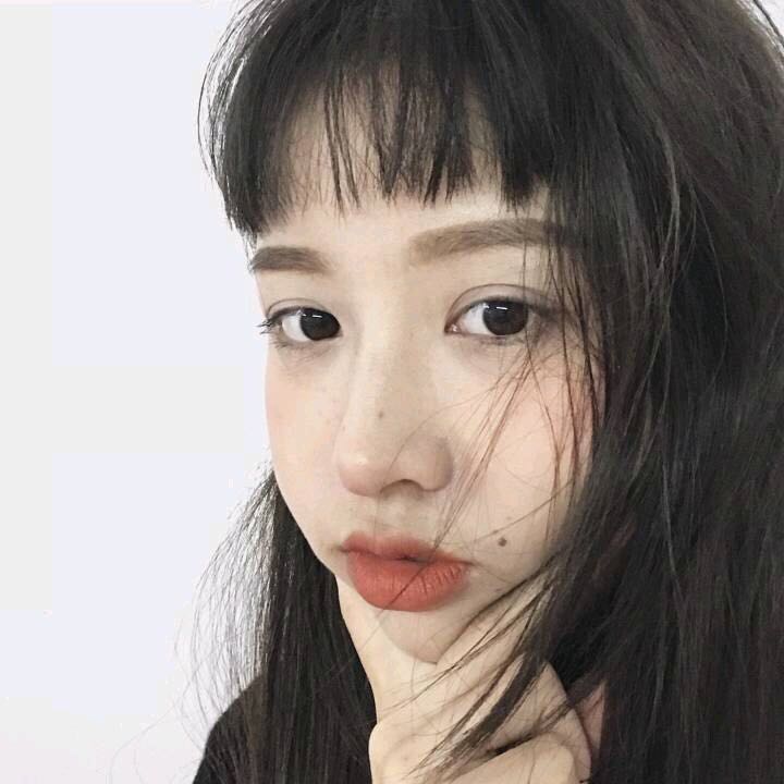 2019微信最新最潮的时尚紫色系女生头像合集下载