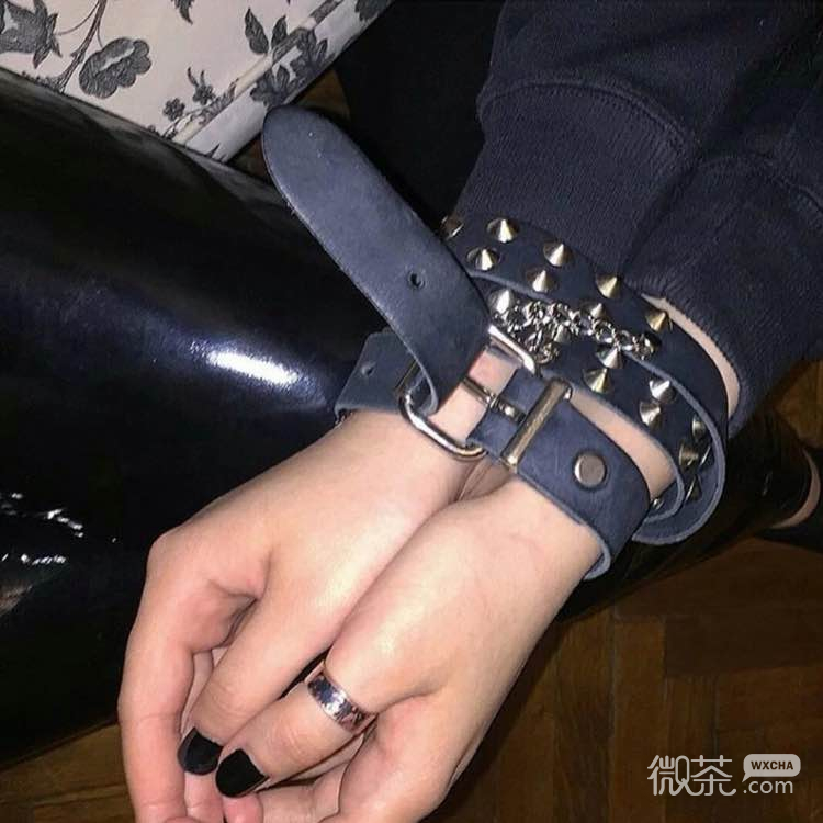 微信清新冷酷霸气迷人女头