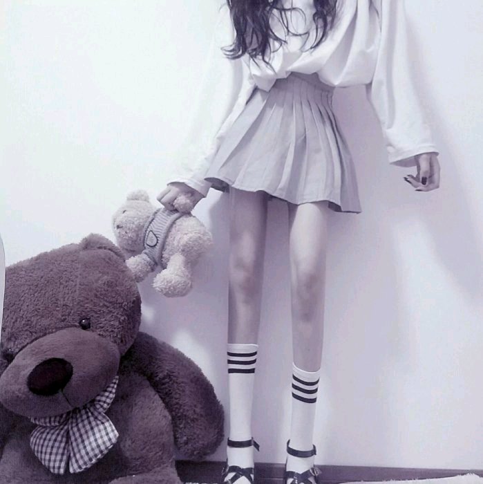 2019微信最新最潮的时尚紫色系女生头像合集下载