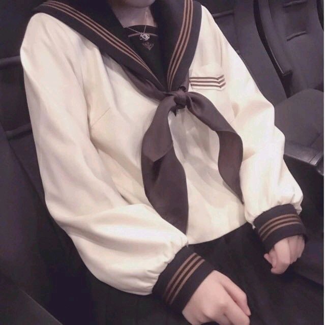 2019微信最新最潮的时尚紫色系女生头像合集下载