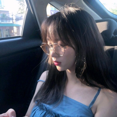 时尚潮流范的微信帅气女生头像合集下载