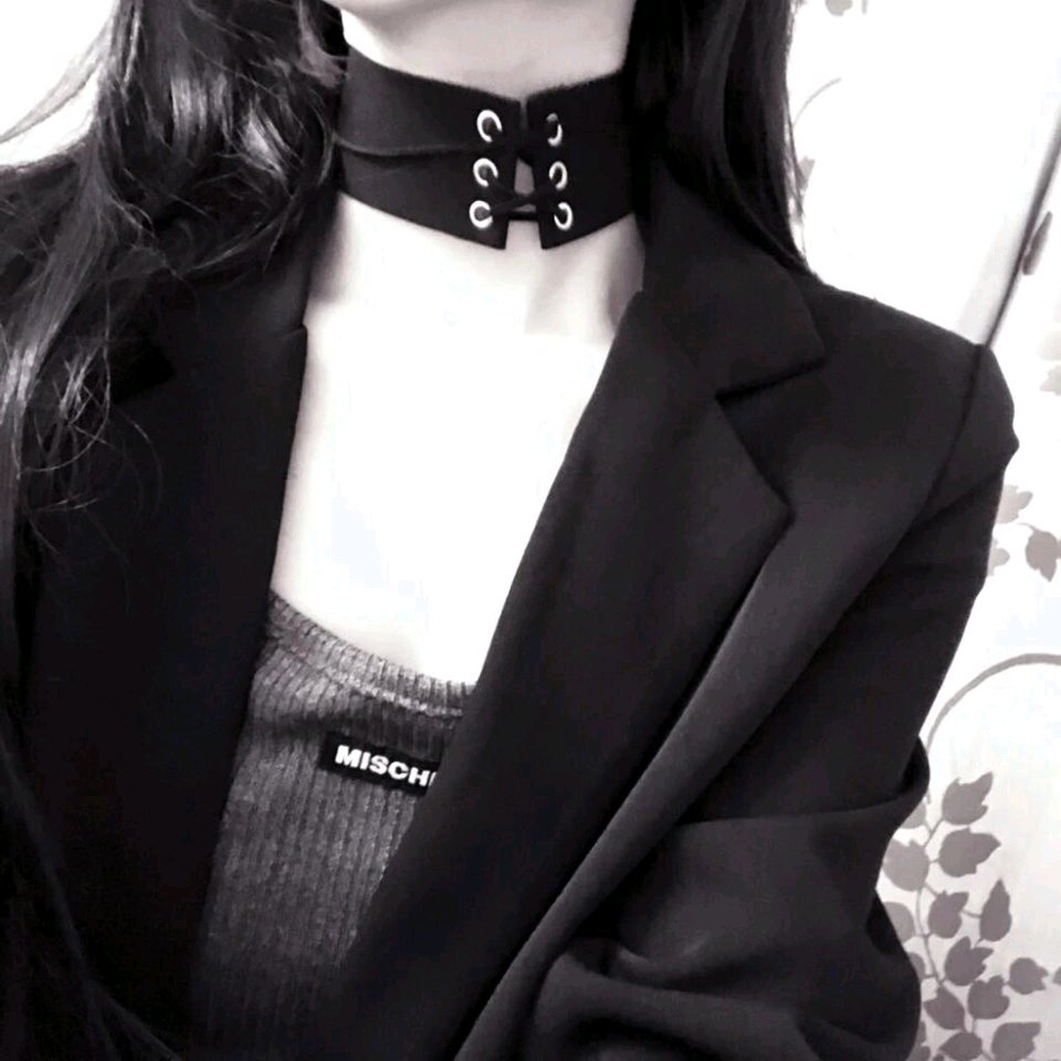 2019微信最新最潮的时尚紫色系女生头像合集下载