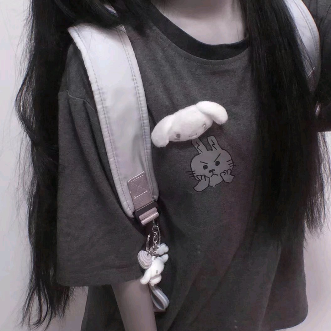 2019微信最新最潮的时尚紫色系女生头像合集下载