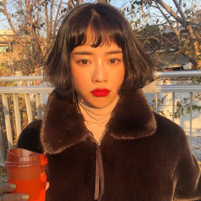 微信可爱气质温馨女头