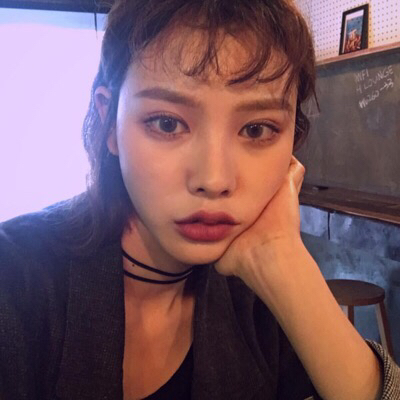 微信可爱气质温馨女头