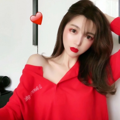 唯美小清新风格的微信红衣女生头像合集下载
