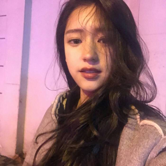 微信时尚霸气潮流女头