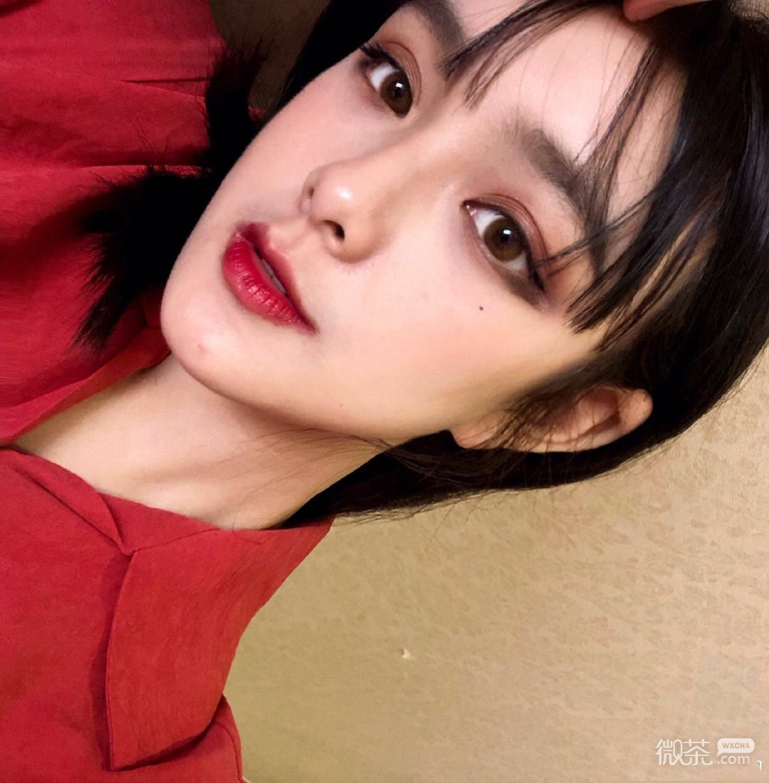 微信可爱阳光气质女头