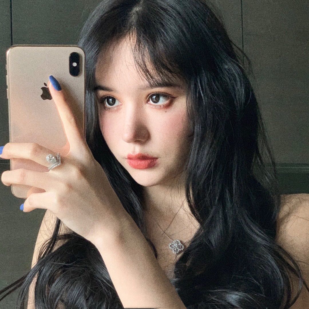 微信时尚霸气潮流女头