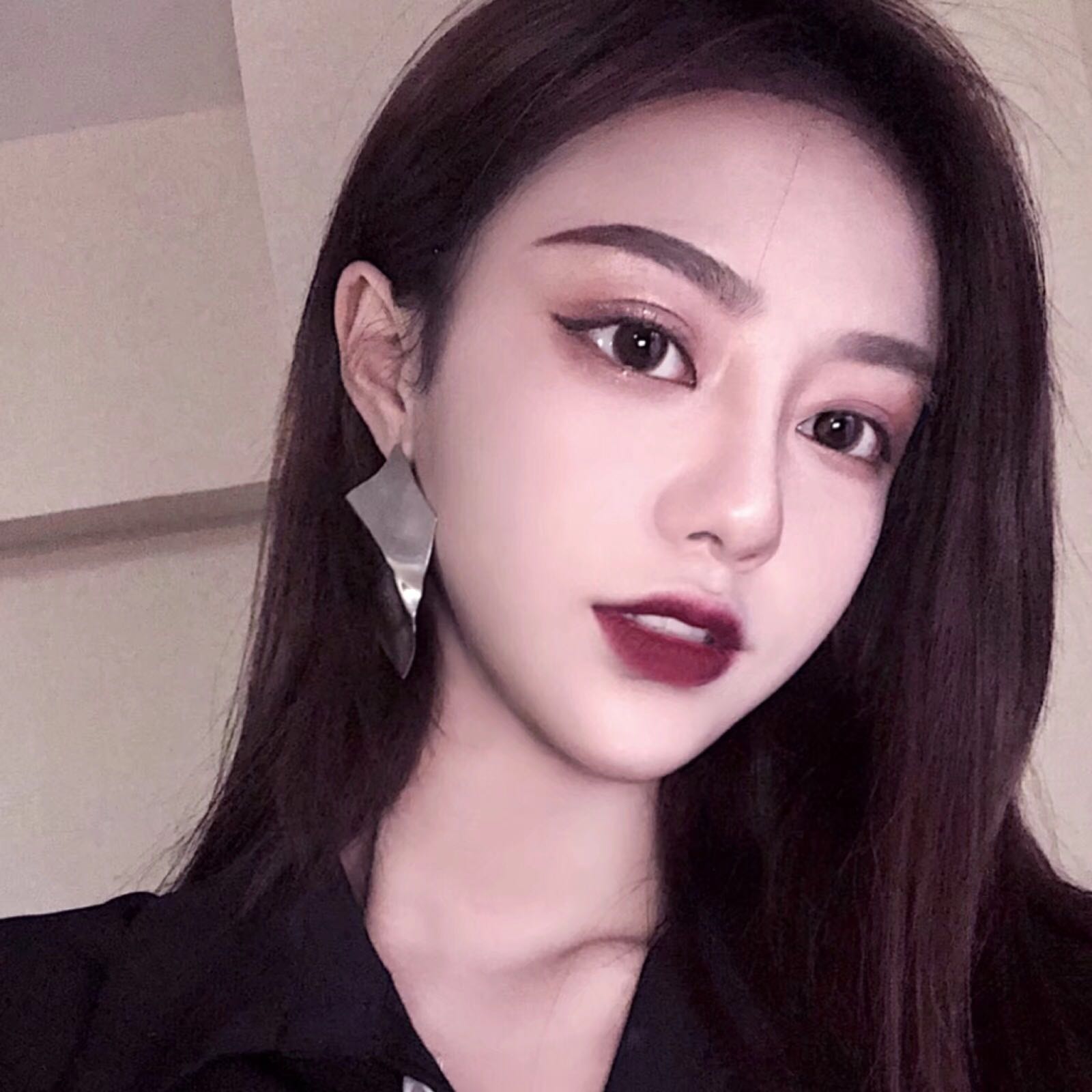 微信时尚霸气潮流女头