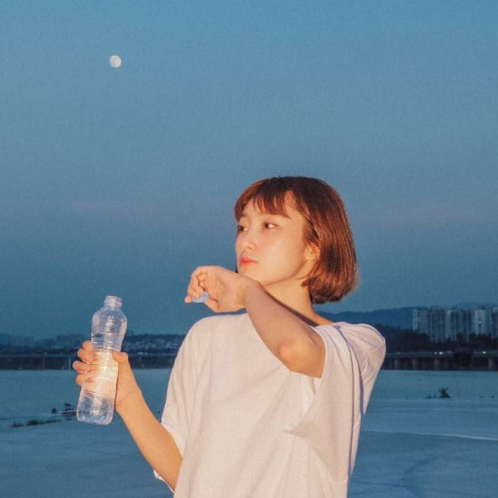 微信时尚霸气潮流女头