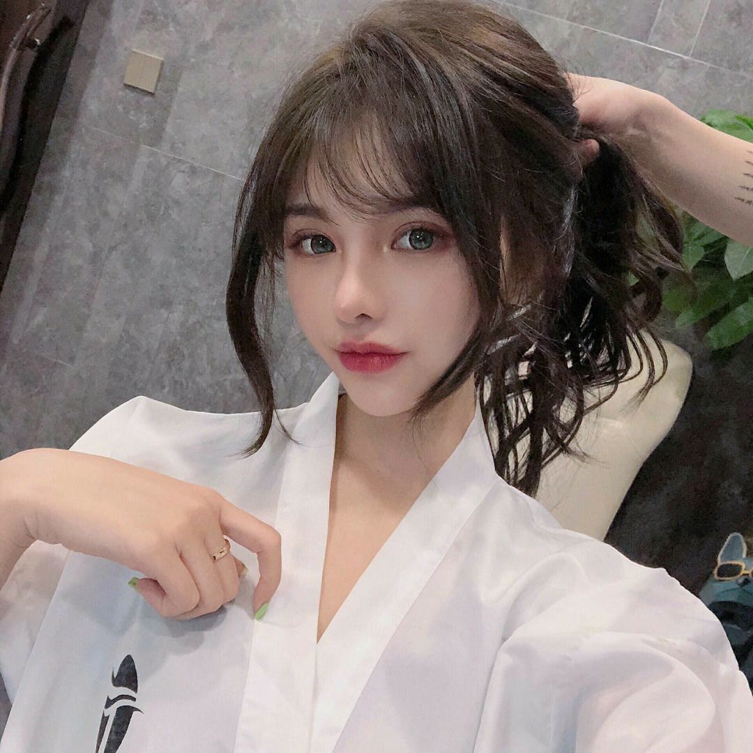 微信时尚霸气潮流女头