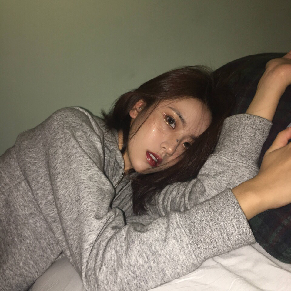 微信时尚霸气潮流女头