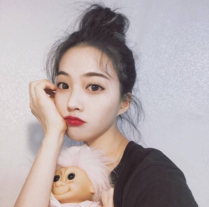 微信时尚霸气潮流女头