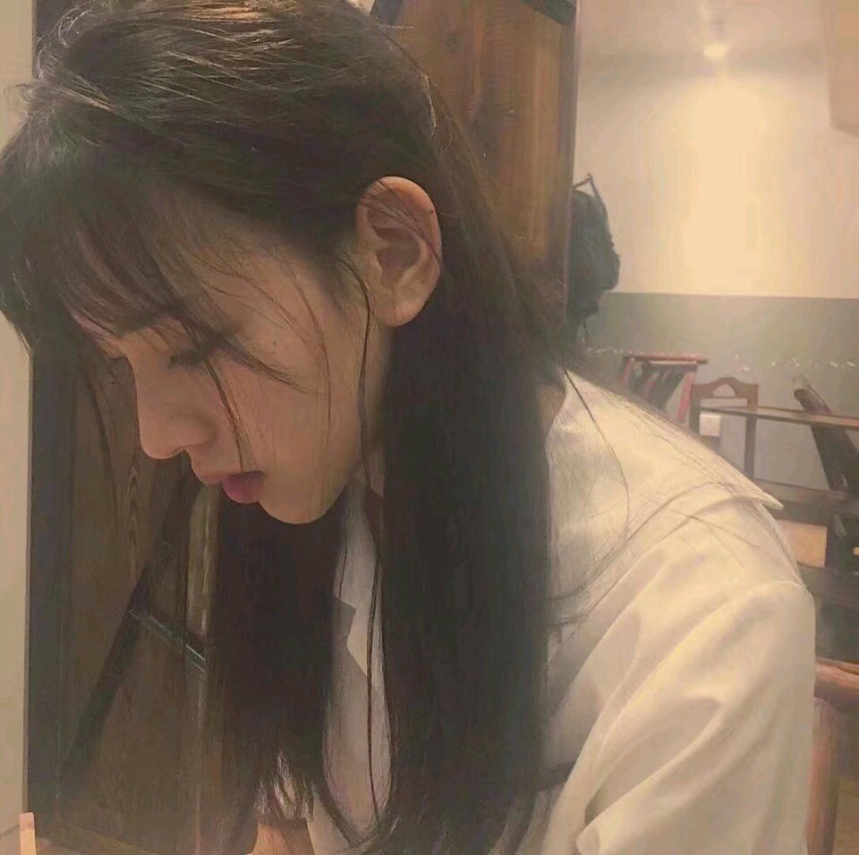 微信时尚霸气潮流女头