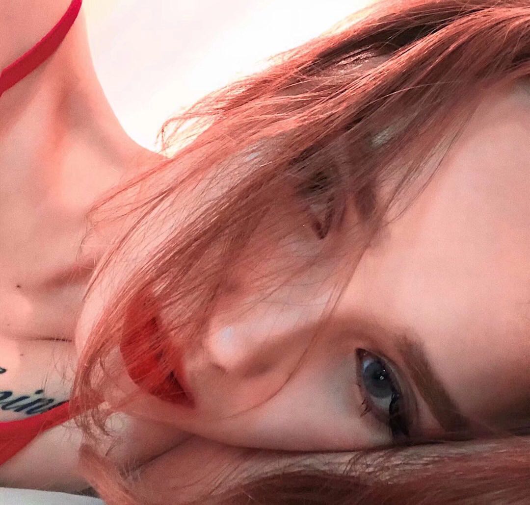 微信时尚霸气潮流女头