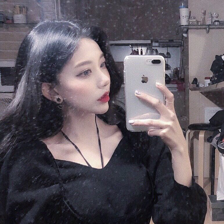 微信时尚霸气潮流女头