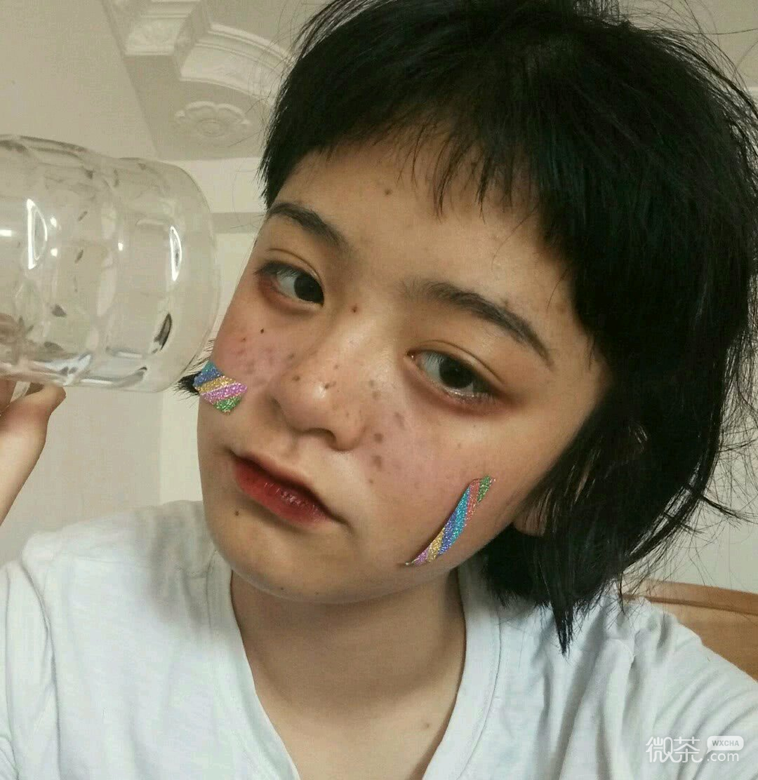 微信文艺简洁时尚迷人女头