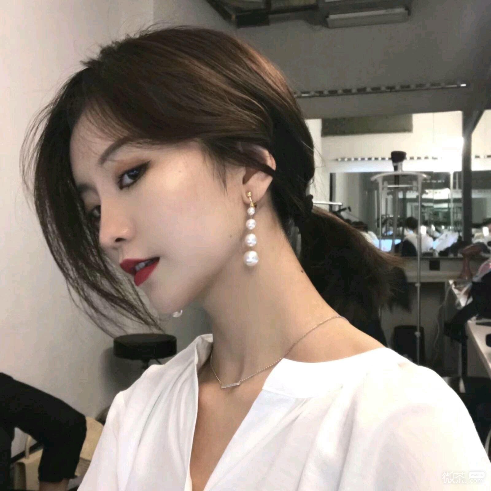 微信俏皮简洁时尚清新女头