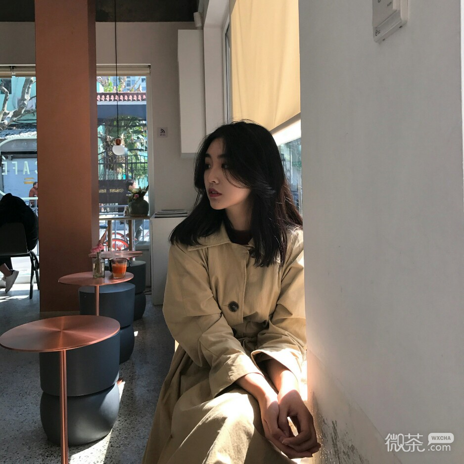 微信清新时尚简洁霸气迷人女头
