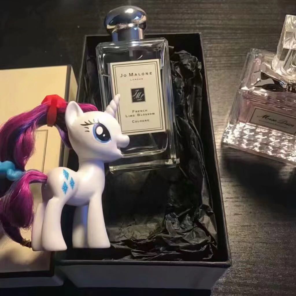 微信丧系孤独朋友圈配图