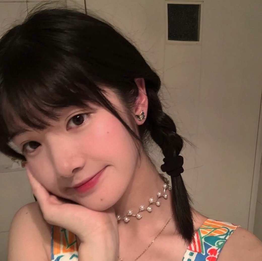 微信小清新气质阳光佛系女头