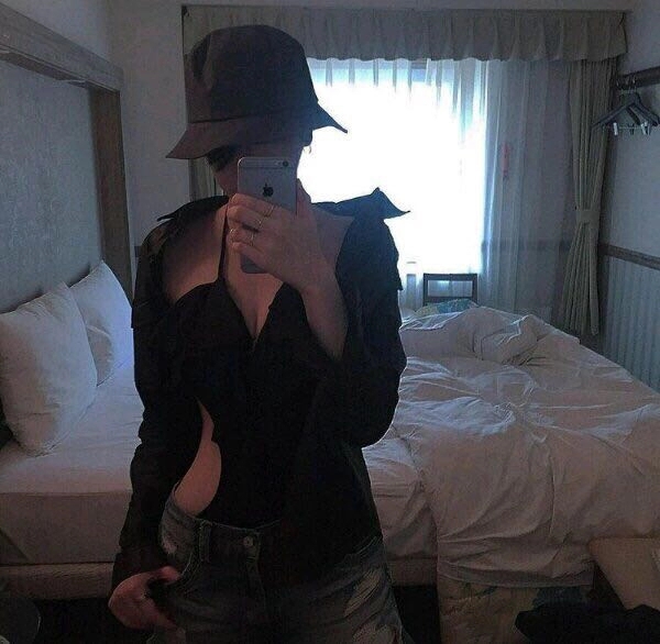 微信小清新气质阳光佛系女头