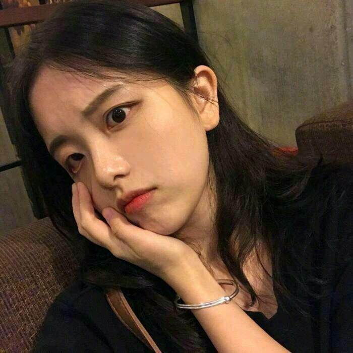 微信俏皮佛系时尚女头