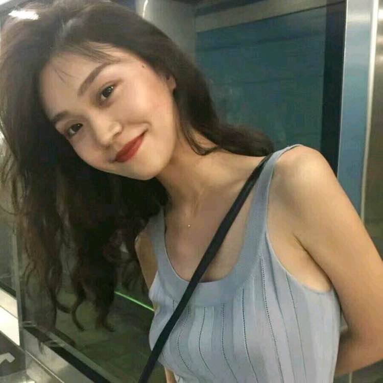 微信俏皮佛系时尚女头