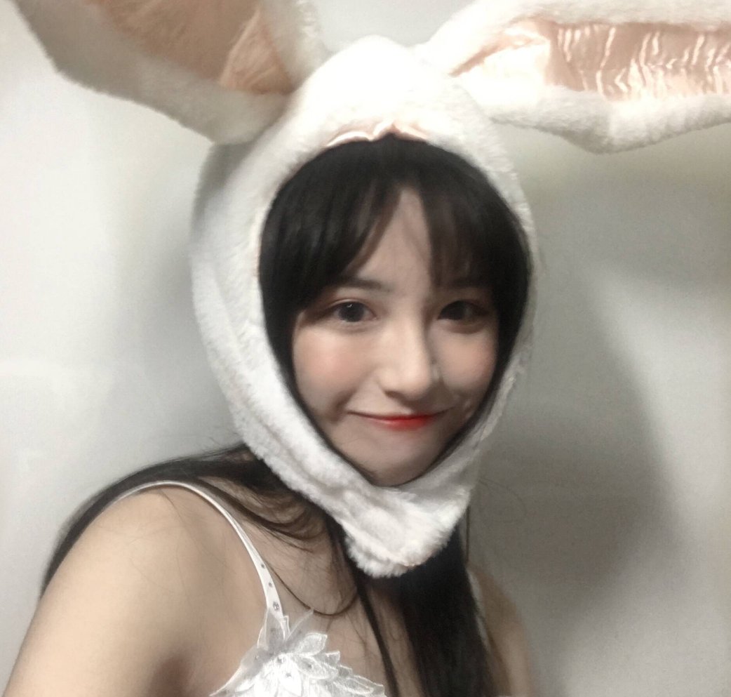 微信小清新气质阳光佛系女头