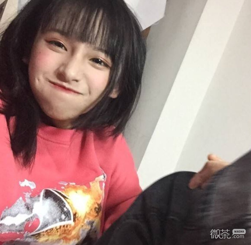微信小清新气质阳光佛系女头