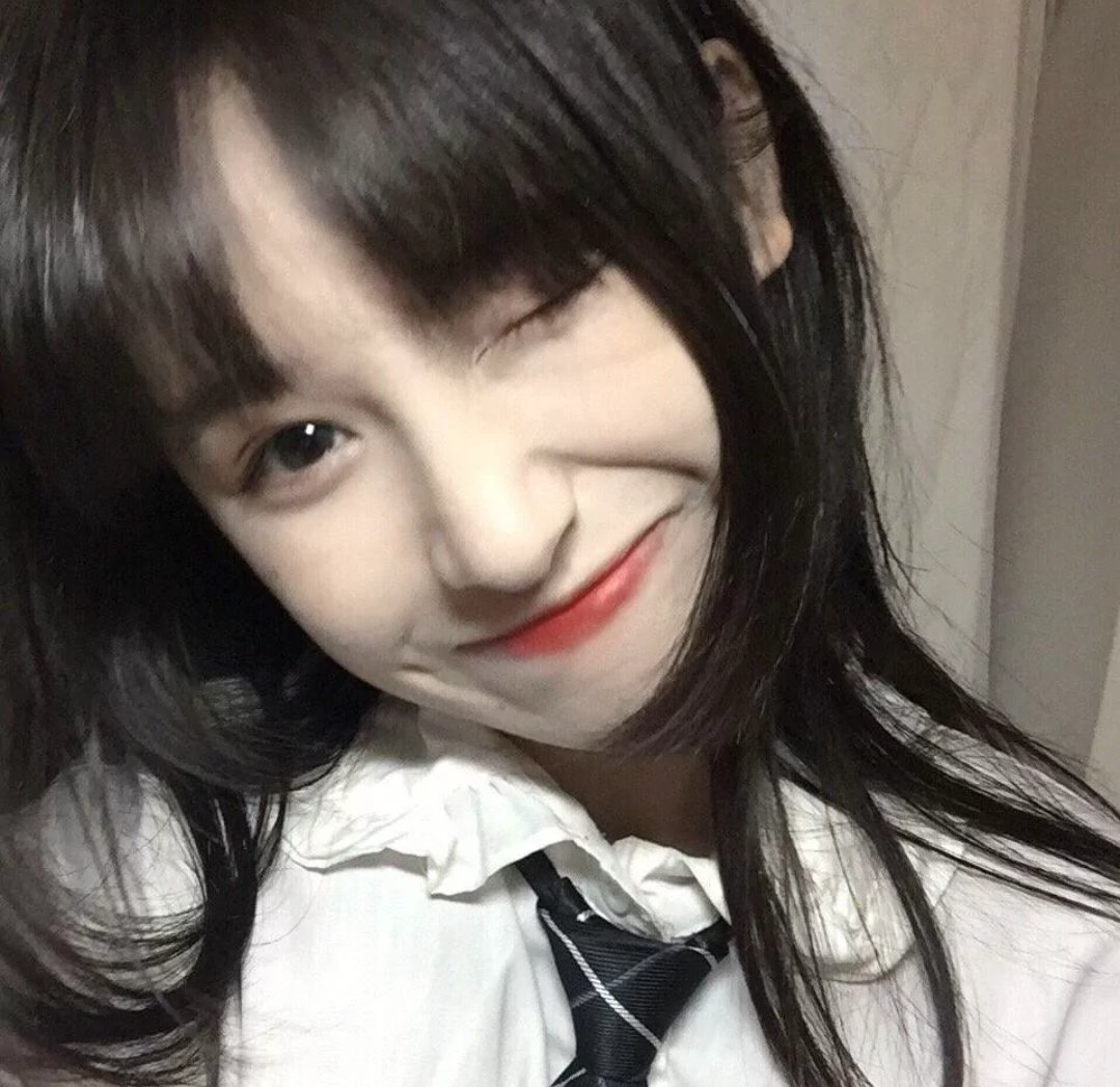 微信小清新气质阳光佛系女头