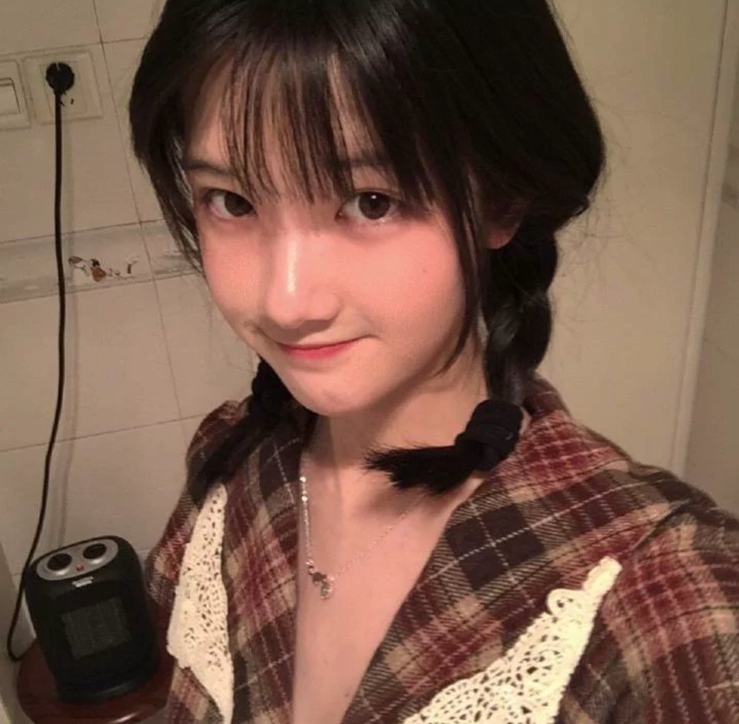 微信小清新气质阳光佛系女头