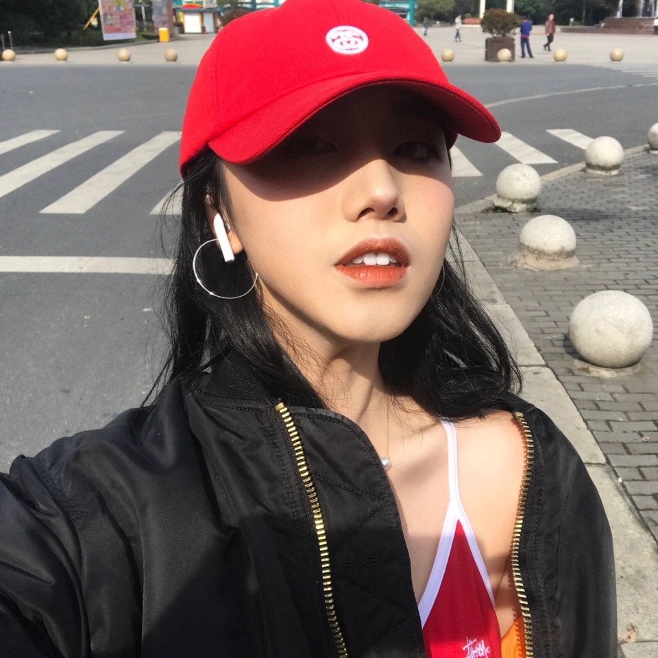 微信小清新气质阳光佛系女头