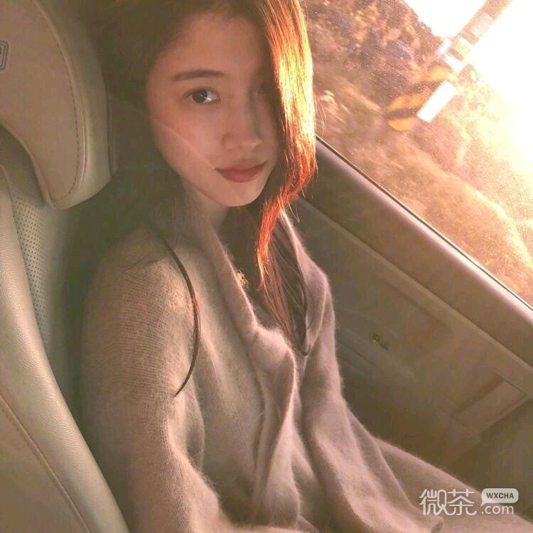 微信小清新时尚傲娇个性女头
