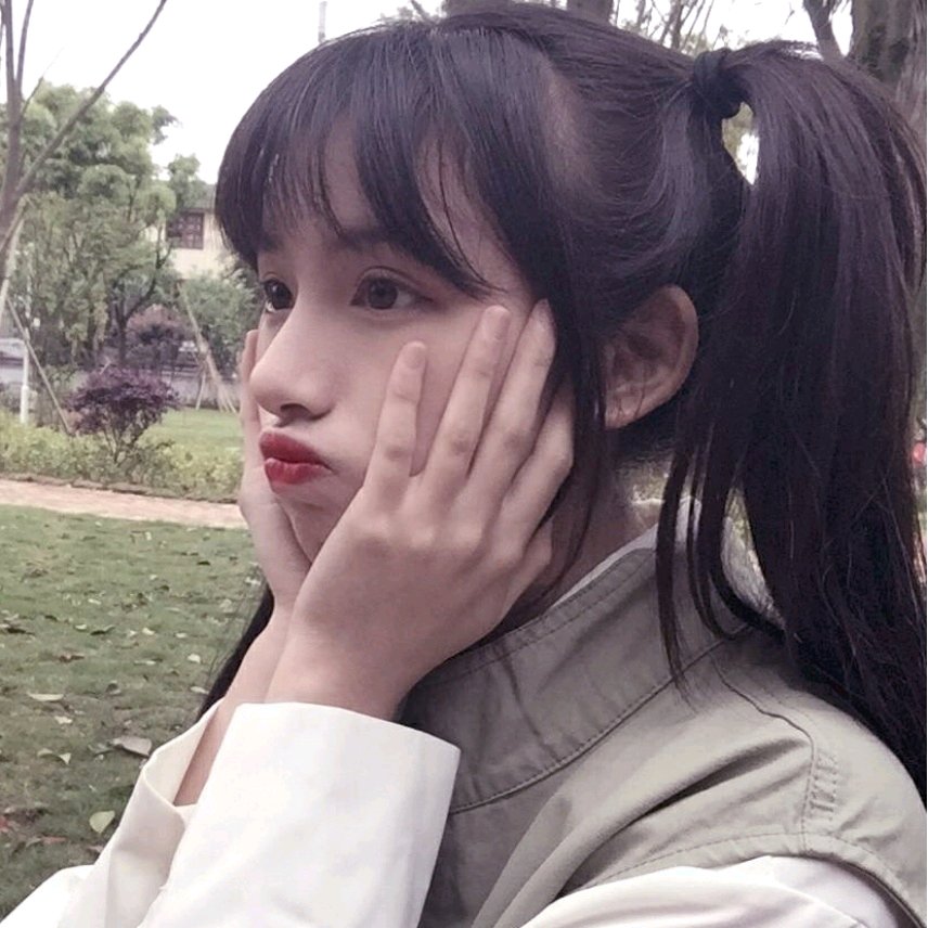 微信小清新气质阳光佛系女头